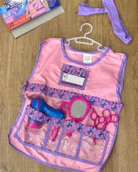 ملابس makeup artist